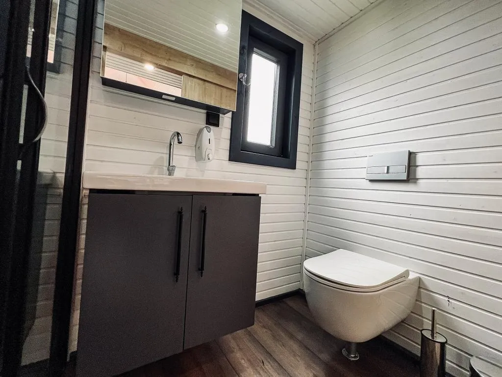 House,Havuz Manzaralı,Klimalı