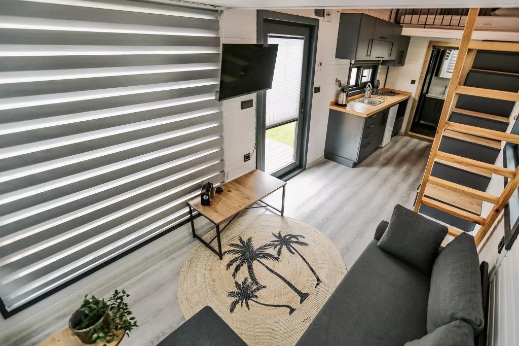 House,Havuz Manzaralı,Klimalı