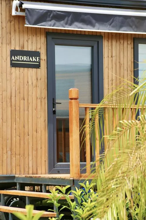 House,Havuz Manzaralı,Klimalı