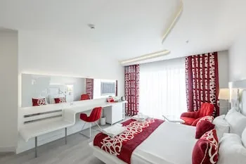 Laguna Beach Alya Resort & SPA - All Inclusive
