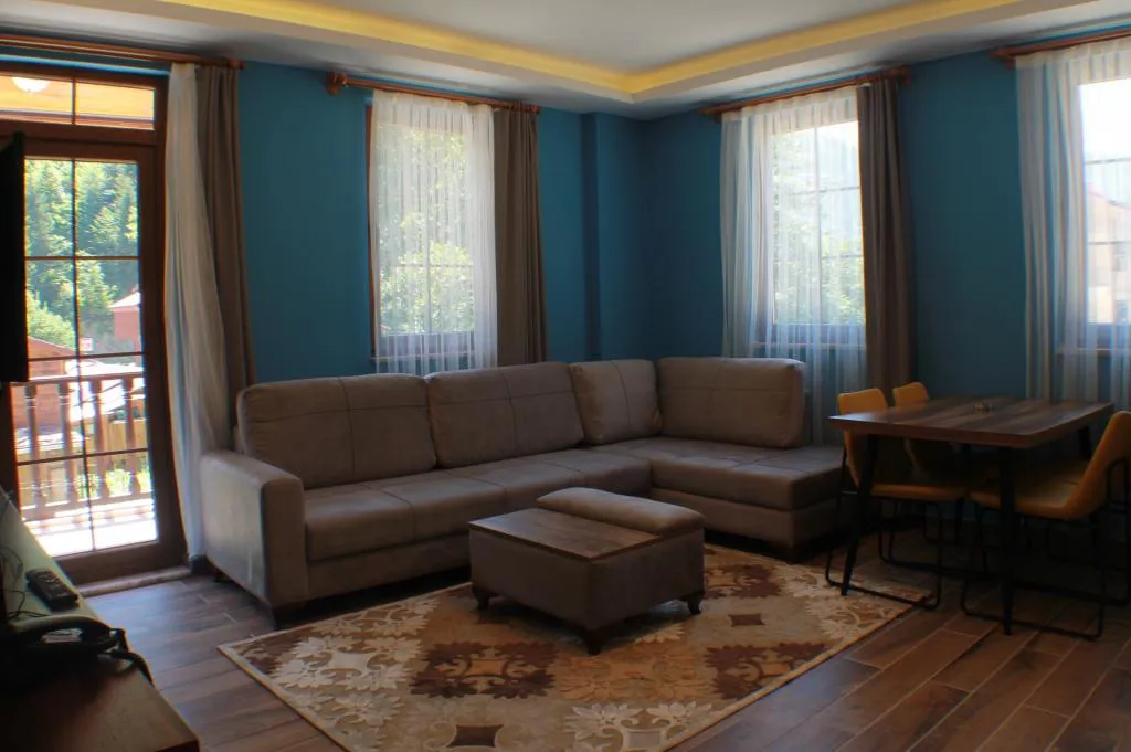 Daire,Doğa Manzaralı,Balkonlu