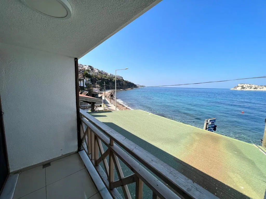 Executive Deniz Tarafı,Deniz ve Dağ Manzaralı,Balkonlu