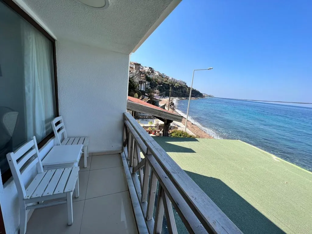 Executive Deniz Tarafı,Deniz ve Dağ Manzaralı,Balkonlu