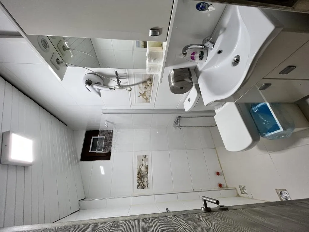 Standart Üç Kişilik Oda,Bahçe Manzaralı,Balkonlu