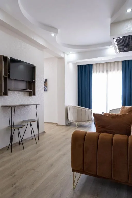 Suite,Deniz veya Kara Manzaralı
