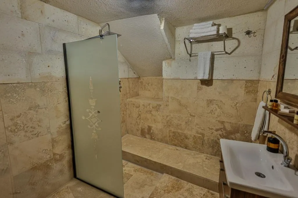 204 Stone Room