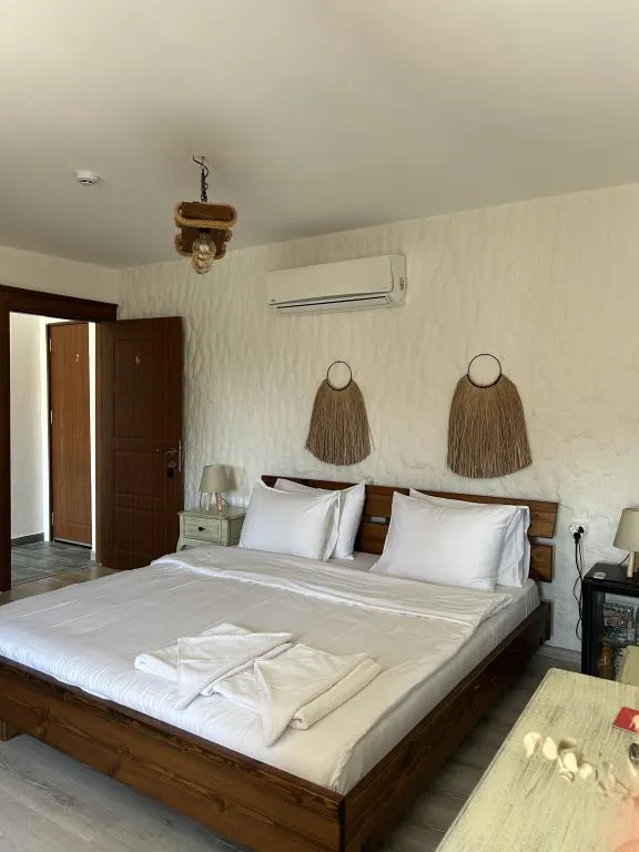 Superior Double Room,Havuz Manzaralı,Fransız Balkonlu
