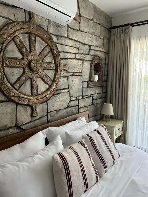 Superior Double Room,Havuz Manzaralı,Fransız Balkonlu