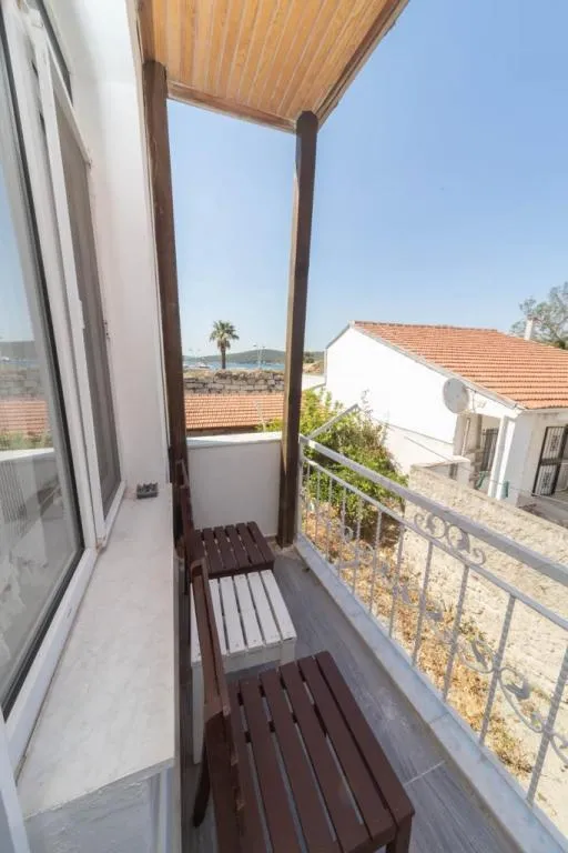 Standart Oda,Kısmi Deniz Manzaralı,Balkonlu