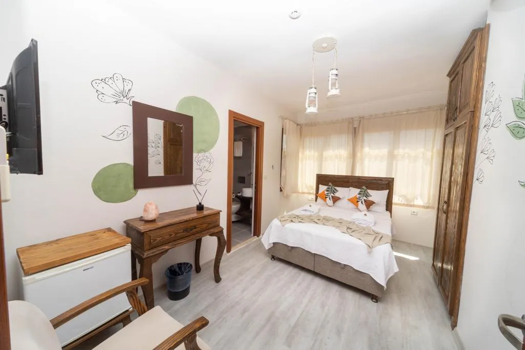 Standart Oda,Sokak Manzaralı