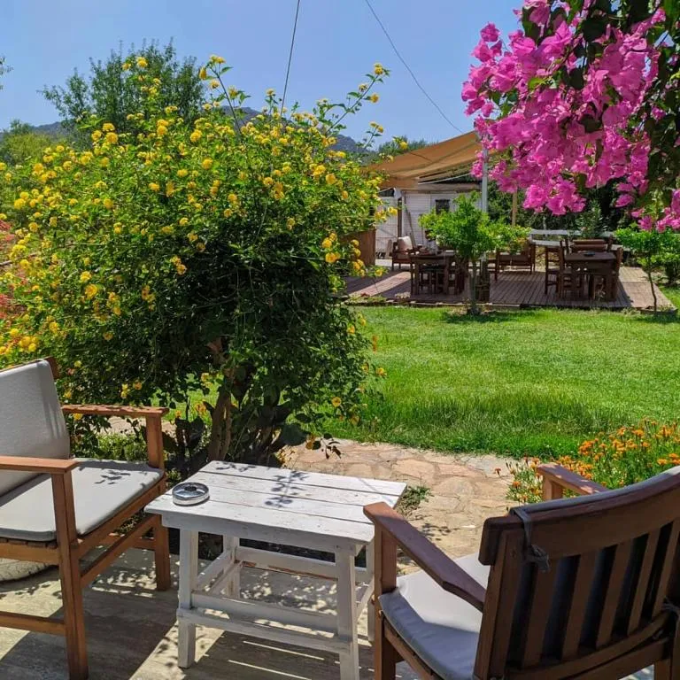 4 kişilik 2 yatak odalı deluxe aile odası