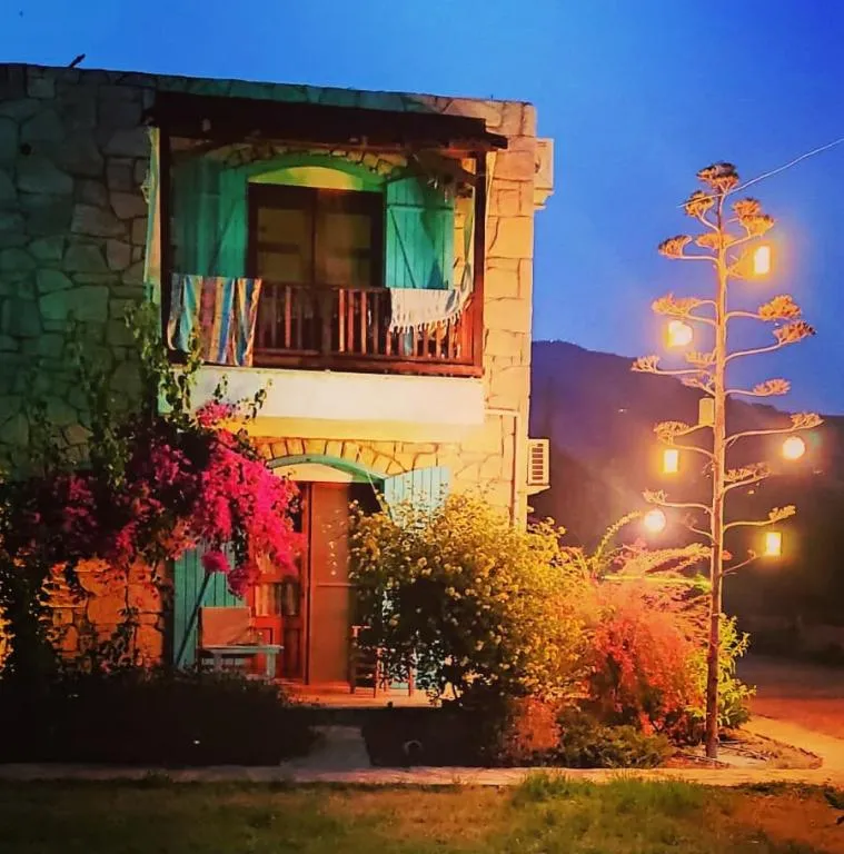 4 kişilik 2 yatak odalı deluxe aile odası