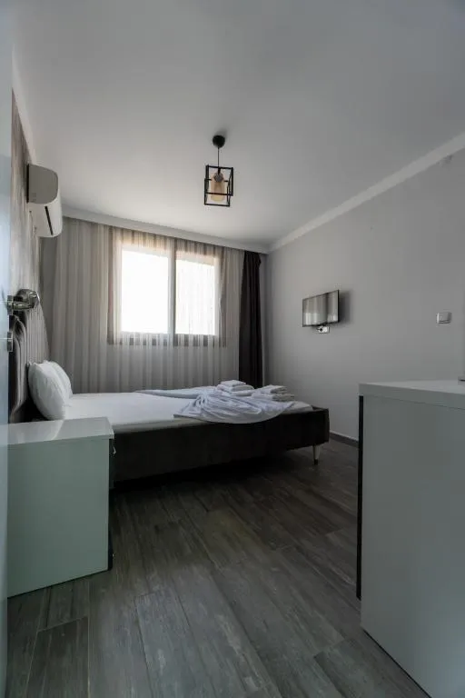 Standart Oda,Avlu Manzaralı,Balkonsuz