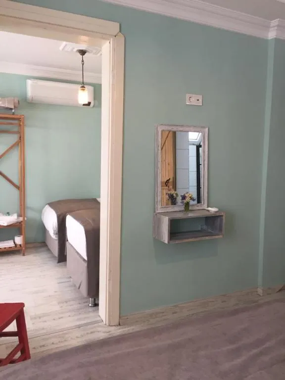 Suite,Manzarasız,Balkonlu