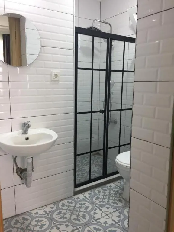 Suite,Manzarasız,Balkonlu