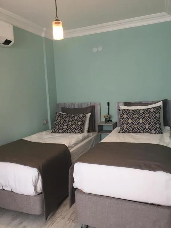 Suite,Manzarasız,Balkonlu