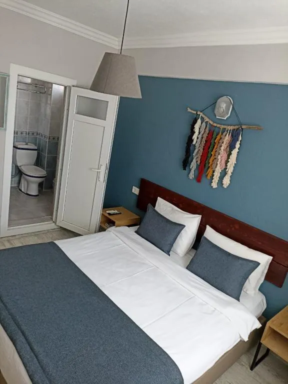 Çift Kişilik,Şehir Manzaralı