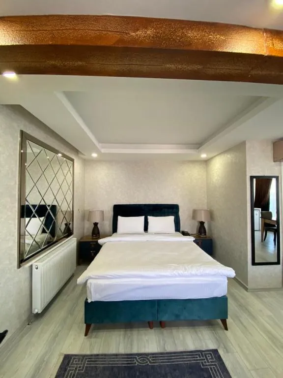 DENİZ MANZARALI DELUXE JUNİOR SUİTE