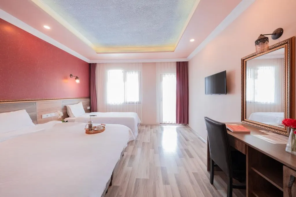 Deluxe Oda,Deniz Manzaralı,Balkonlu