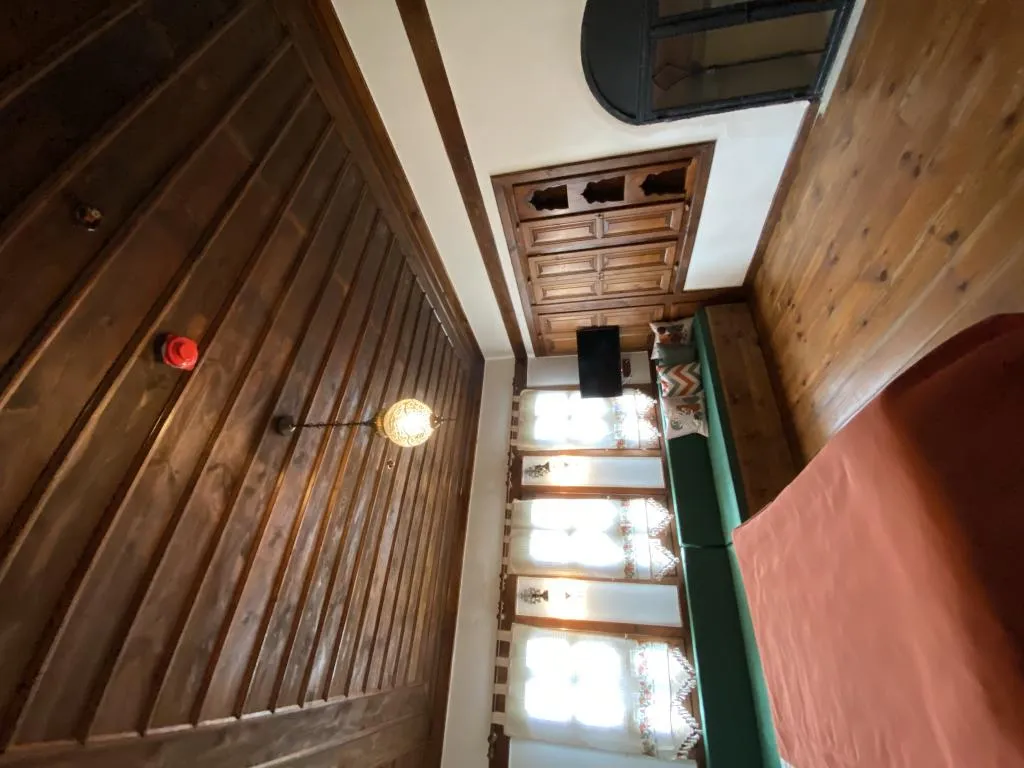 Konak Oda,Bahçe Manzaralı,2. Kat