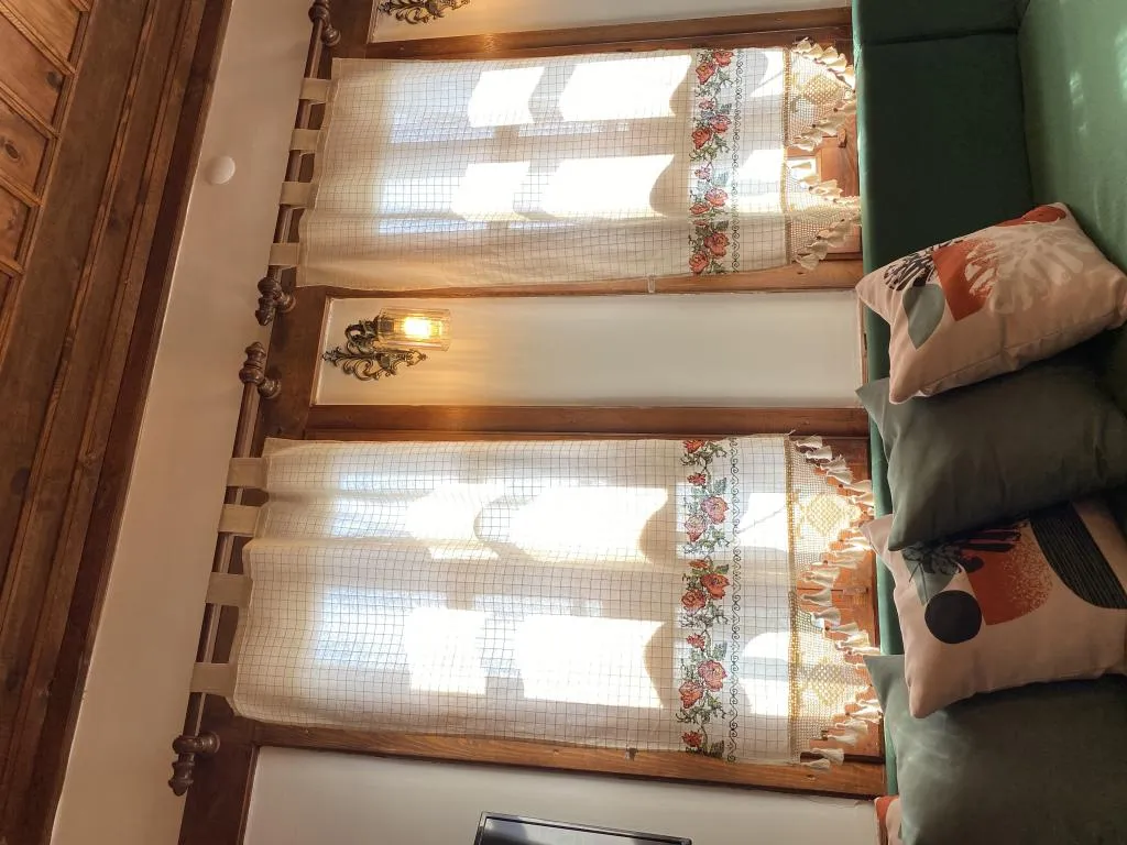 Aile Odası,Şehir veya Dağ Manzaralı