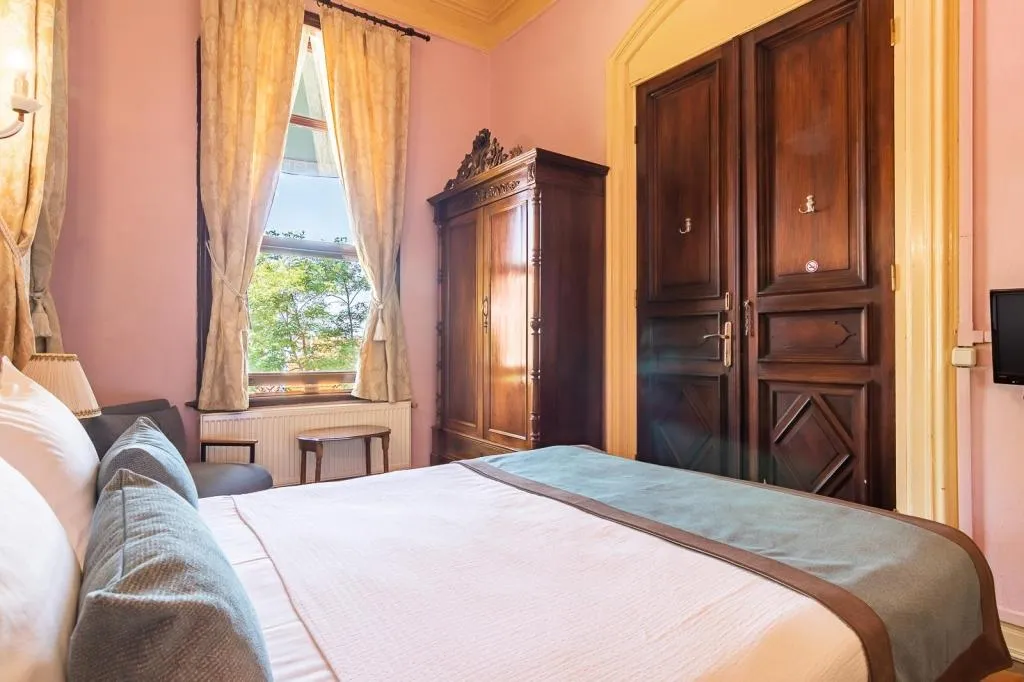 Deluxe Oda,Kısmi Deniz Manzaralı