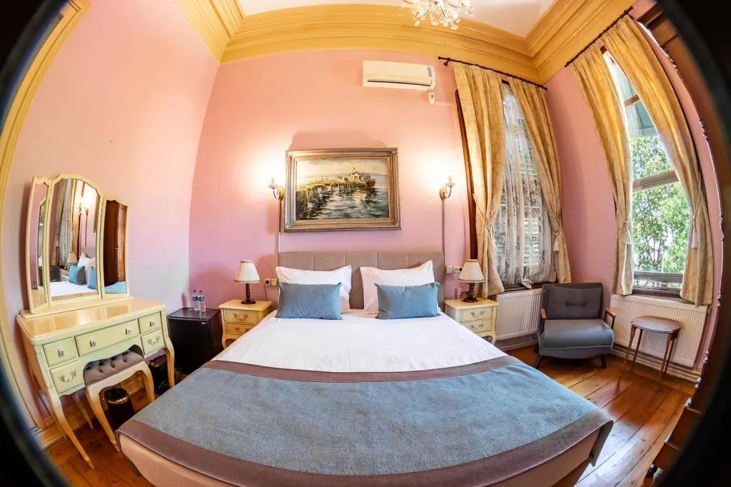 Deluxe Oda,Kısmi Deniz Manzaralı