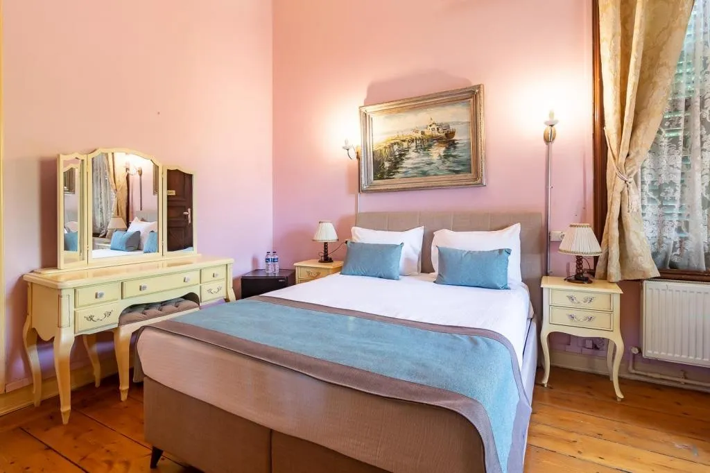 Deluxe Oda,Kısmi Deniz Manzaralı