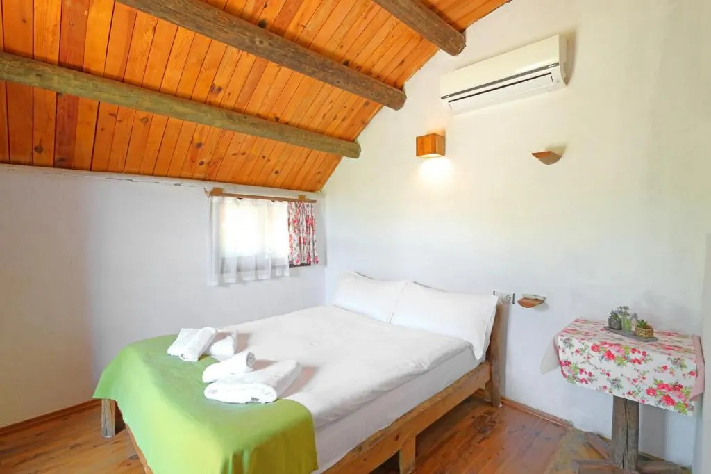 Kerpiç Bungalow,Bahçe Manzaralı