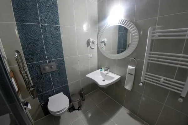 Aile Odası,Dağ Manzaralı,Balkonlu