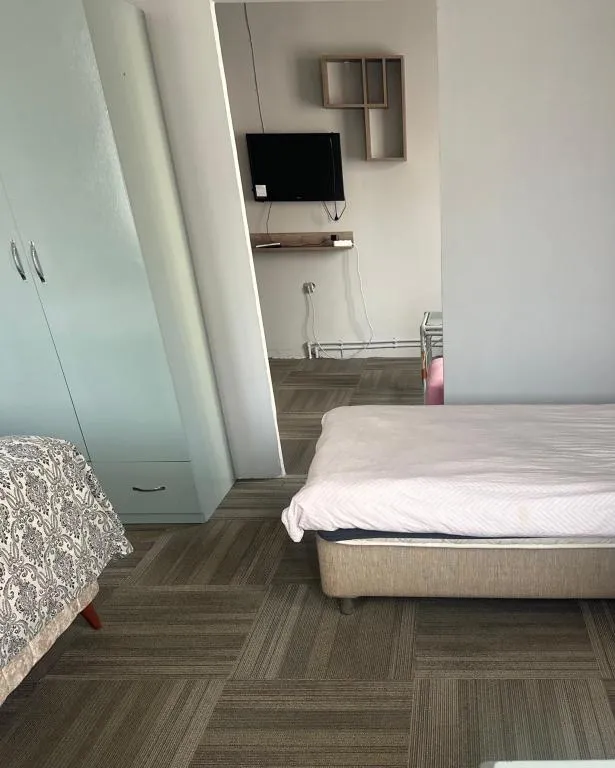 1+1 SUIT DÖRT KİŞİLİK