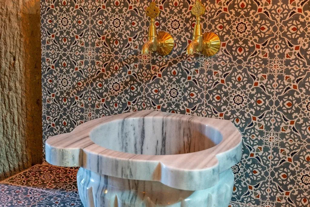 101 107 Hamamlı suıte