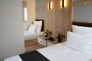 Golden River Hotel By Continent