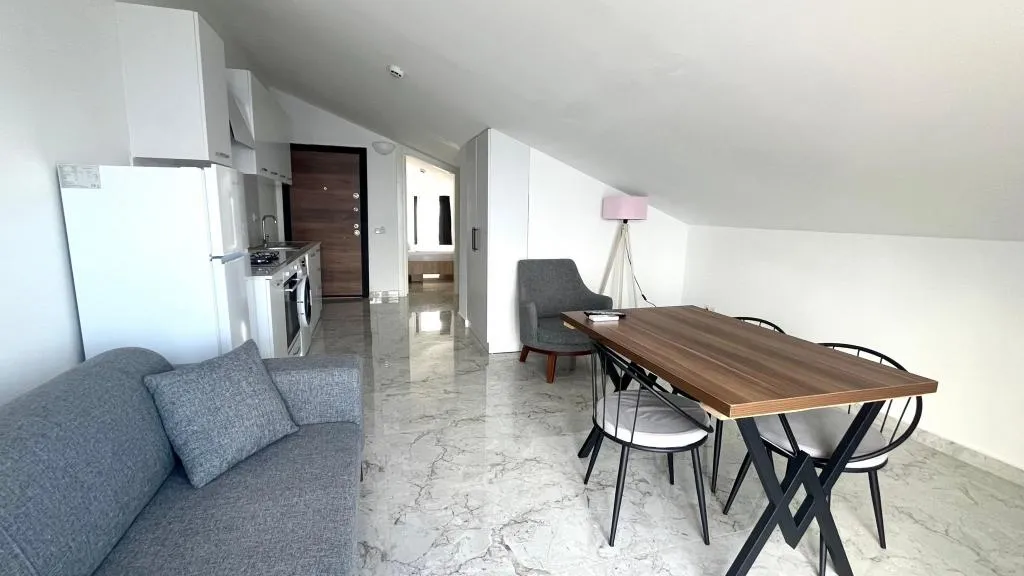 Eylül Suit Apart Çatı