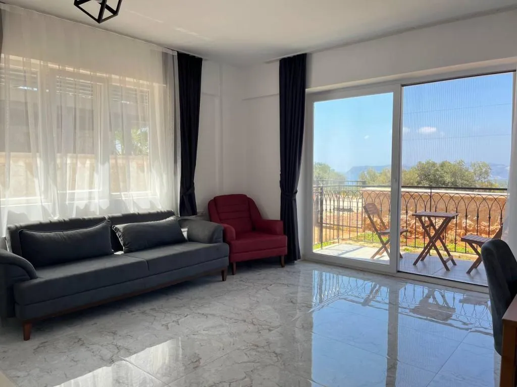 Eylül Suit Apart Bahçe