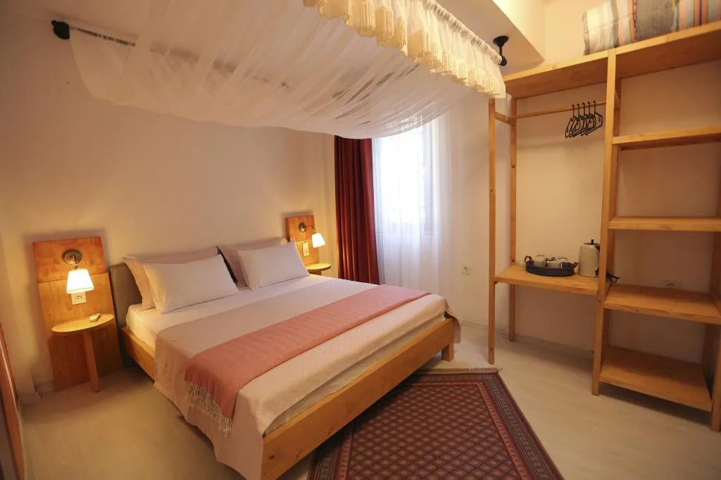 Deluxe Oda,Bahçe Manzaralı