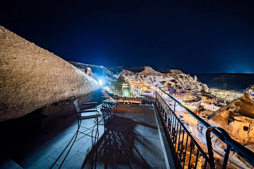 King Suite,Jakuzili ve Teraslı