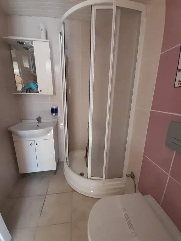 Standart Oda,Deniz veya Bahçe Manzaralı,Ortak Teraslı