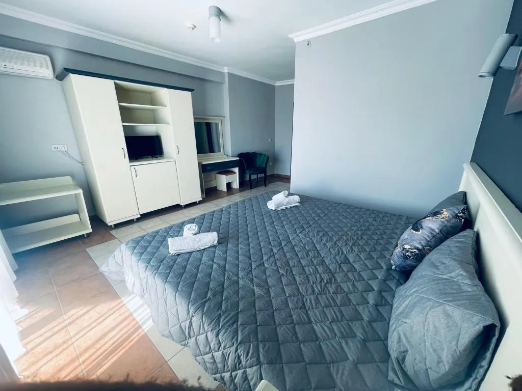 Standart Oda,Bahçe Manzaralı,Balkonlu
