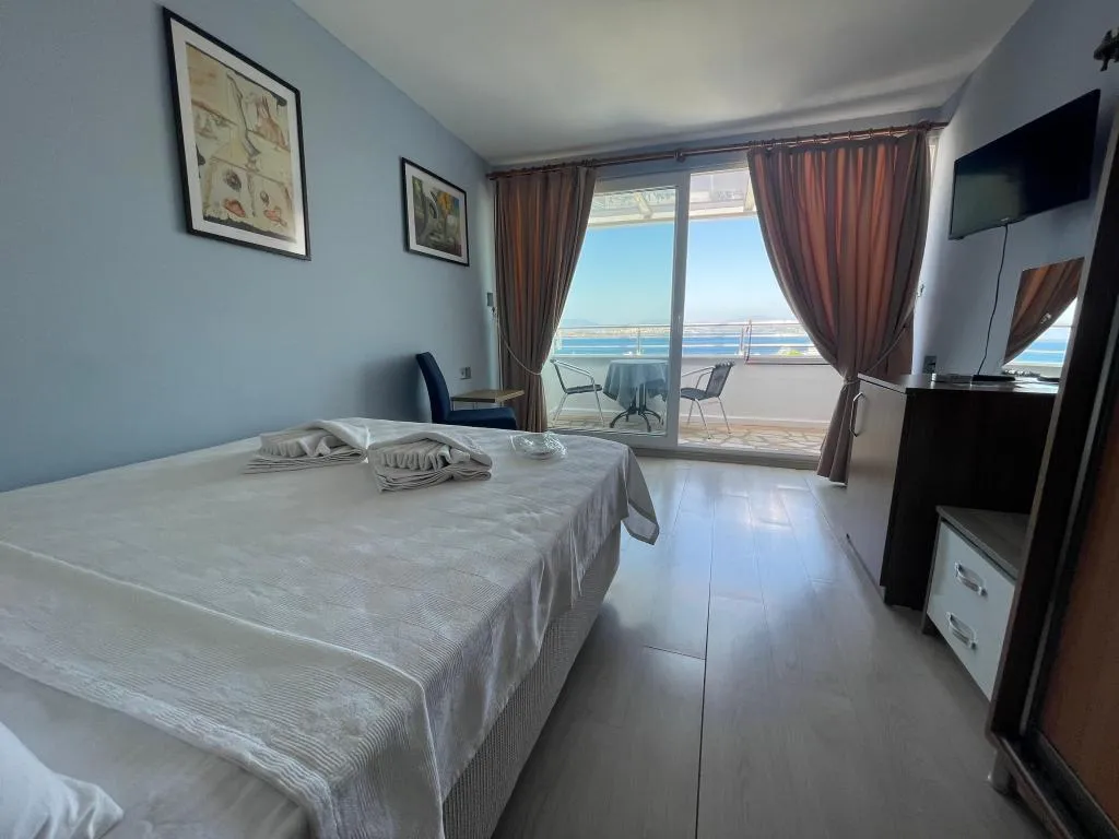 Standart Dbl Deniz Manzaralı - Yaz Paketi,Deniz ve Havuz Manzaralı