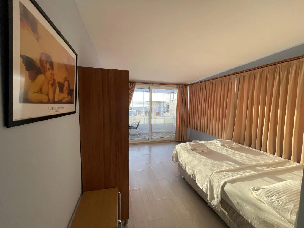 Standart Dbl Deniz Manzaralı - Yaz Paketi,Deniz ve Havuz Manzaralı