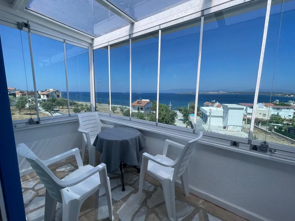 Standart Oda,Deniz ve Havuz Manzaralı,Balkonlu