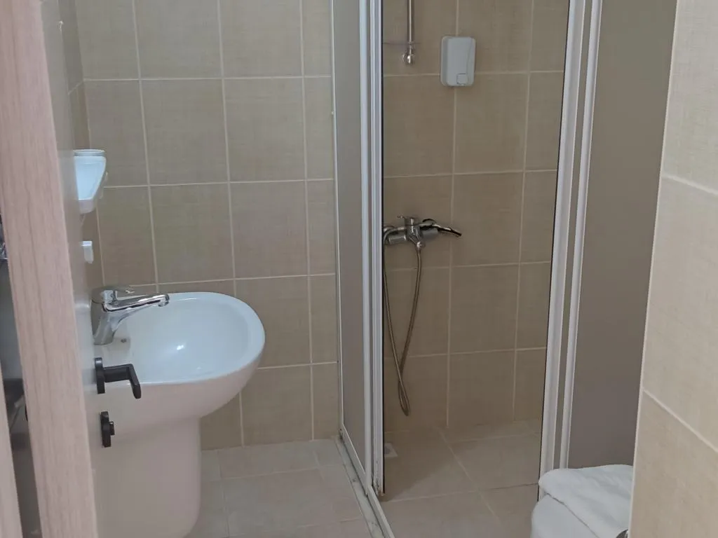 Standart Üç Kişilik Oda,Deniz Manzaralı,Balkonlu