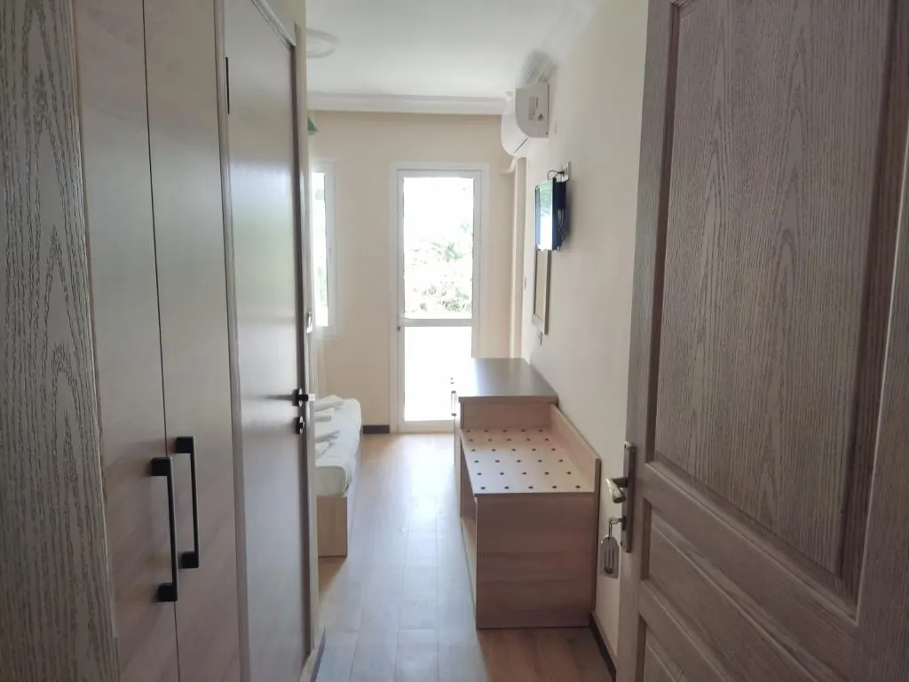 Çift Kişilik,Deniz veya Bahçe Manzaralı,Balkonlu