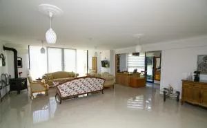Cunda Şira Otel