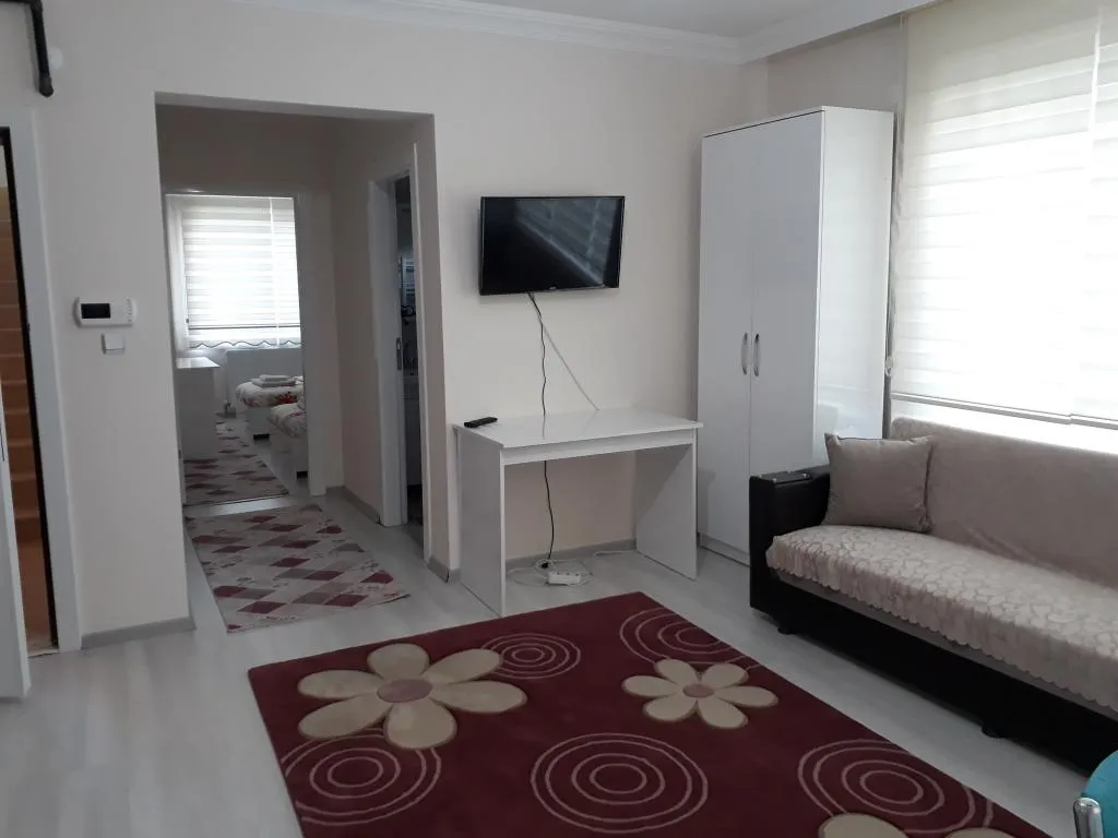 Aile Odası,Bahçe Manzaralı