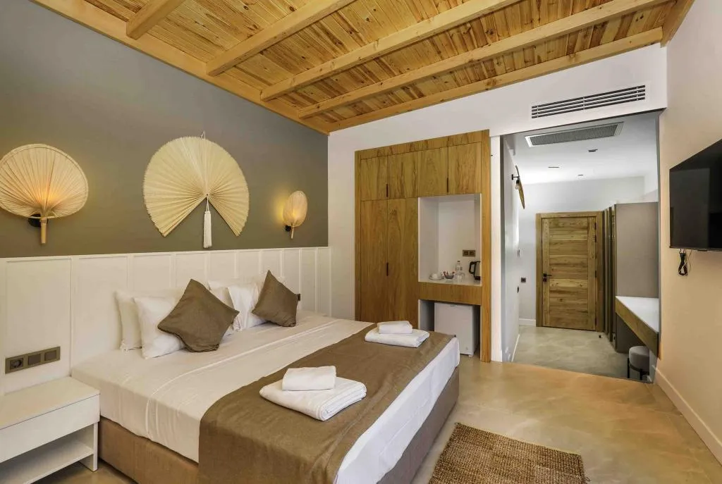 Garden Suite,Deniz ve Bahçe Manzaralı,Havuzlu