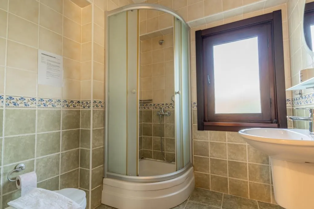 Geniş Standart Oda,Bahçe Manzaralı,Verandalı