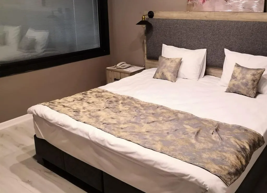 Özel Banyolu Deluxe Room