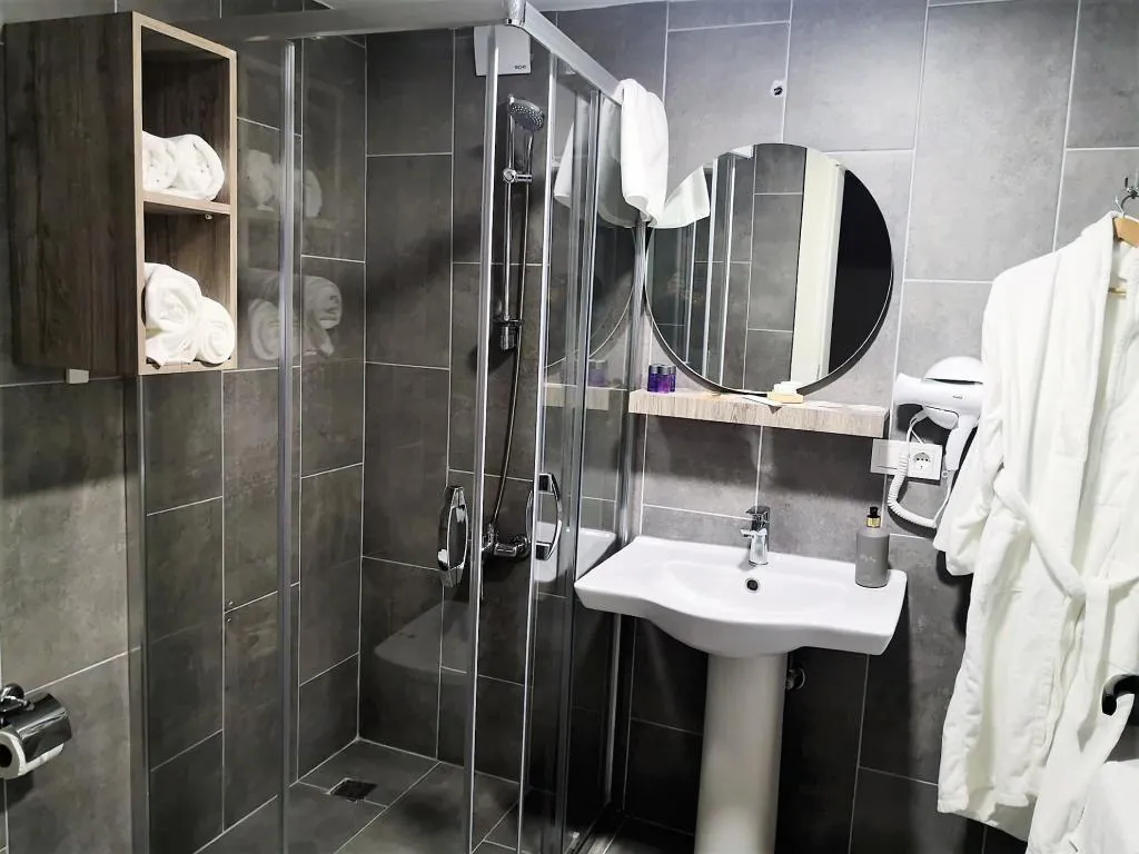 Özel Banyolu Deluxe Room